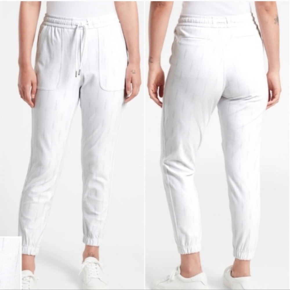 ATHLETA Farallon Printed Jogger, Size 12